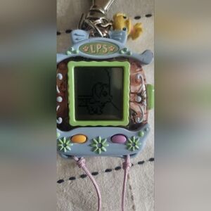 LPS Hasbro Littlest Pet Shop Digital Pet Game Handheld Console Dog 2005